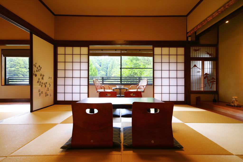 Ryokan Izumoya Юфу Экстерьер фото